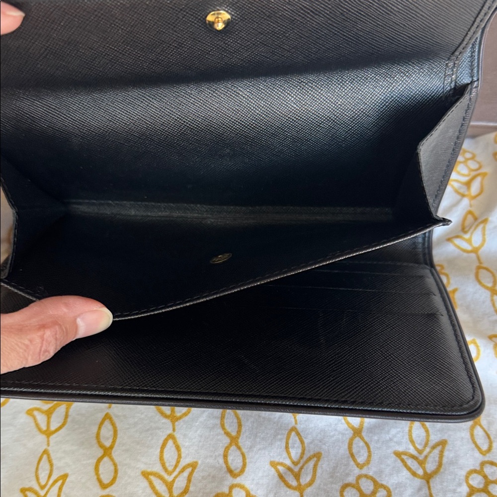 Louis Vuitton Mini Lin Porte-Tresor International Wallet - Picture 5 of 6